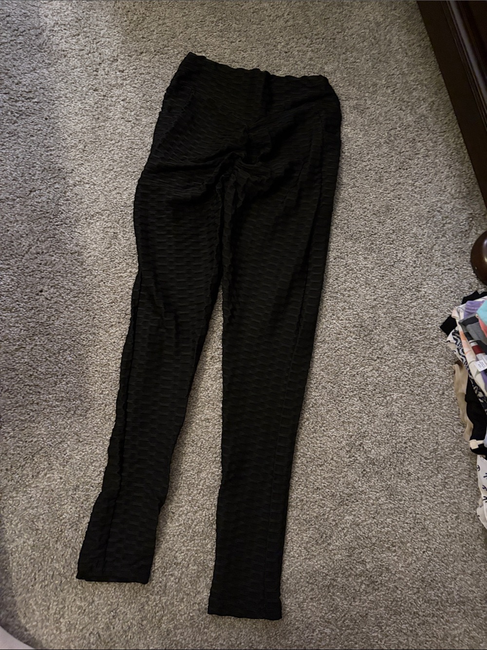 Women's Black Textured scrunch butt Leggings